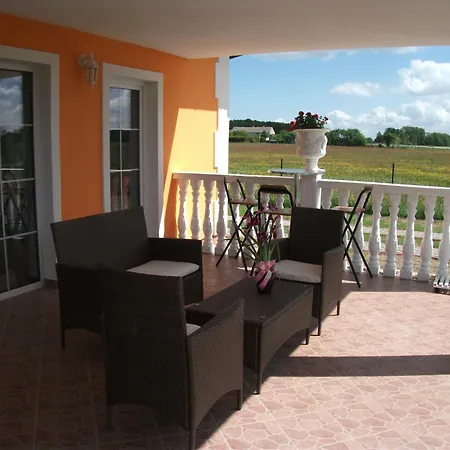 Casa vacanze Freistehendes Orange Fuer 10 Personen